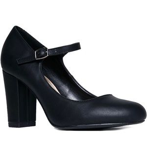 J. Adam’s Mary Jane heel- brand new